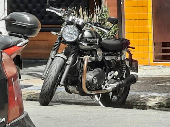 TRIUMPH SPEED TWIN TRIUMPH SPEED TWIN